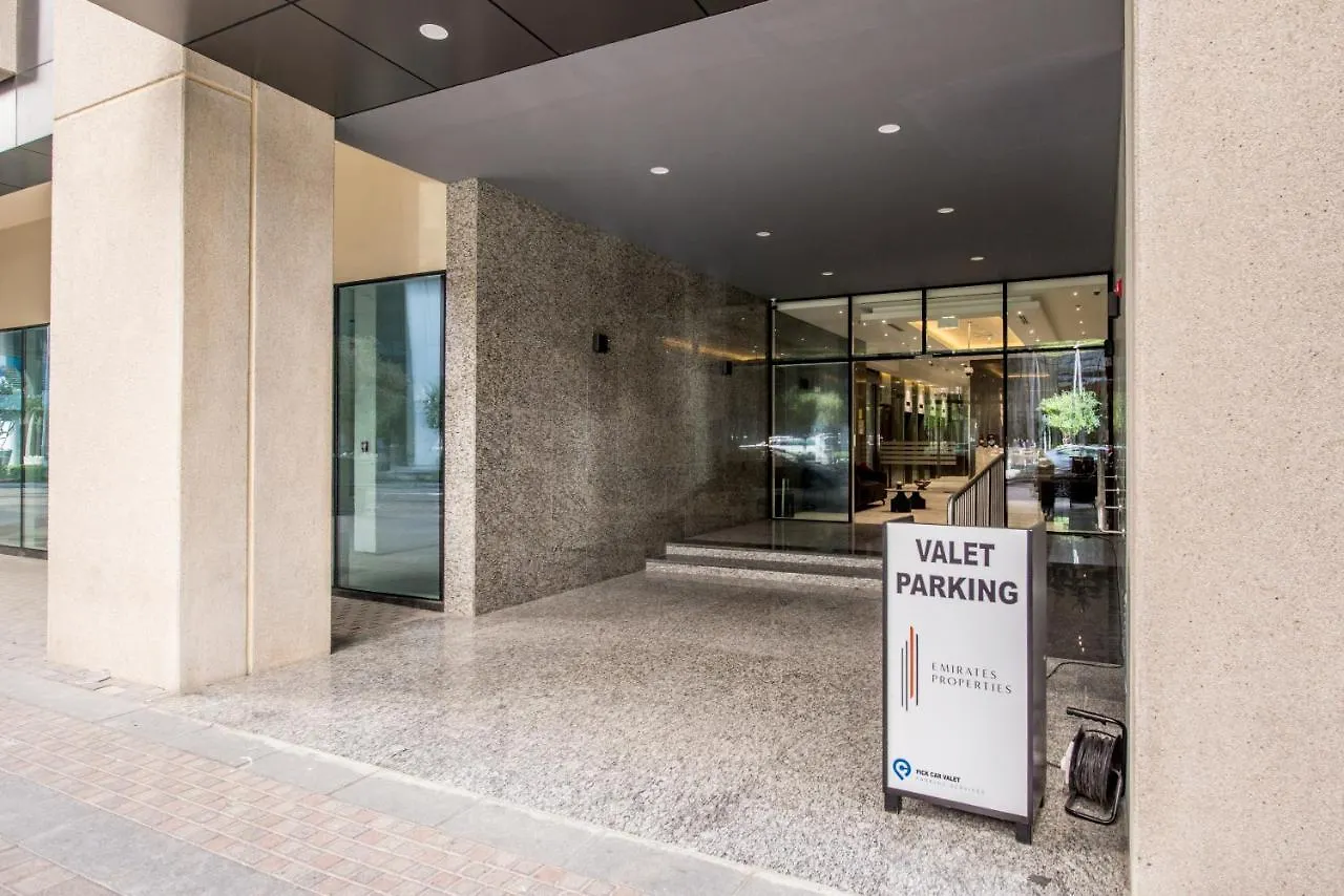 Dunya Tower - Downtown Luxury - 5 Min Walk To Dubai Mall! 0*,  United Arab Emirates